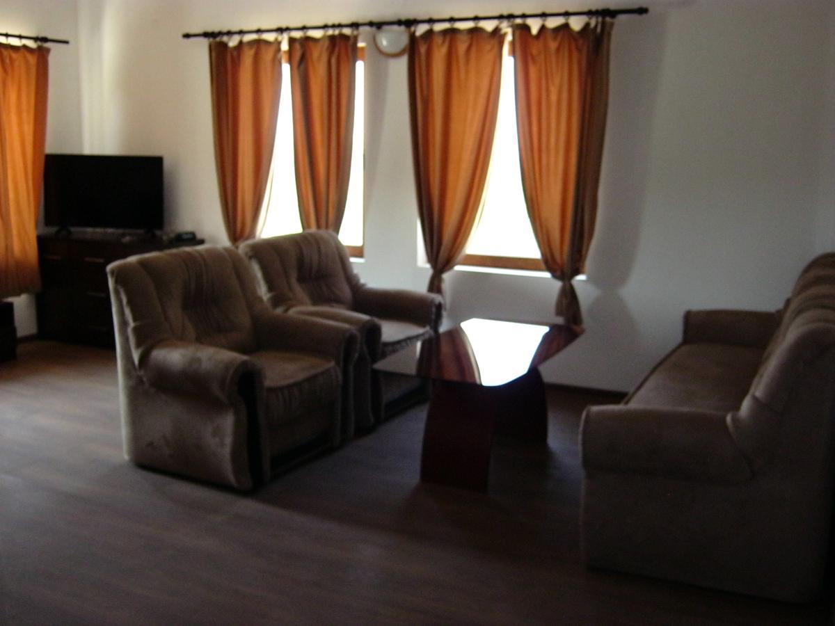Motel Koziyat Rog Malko Turnovo Ngoại thất bức ảnh