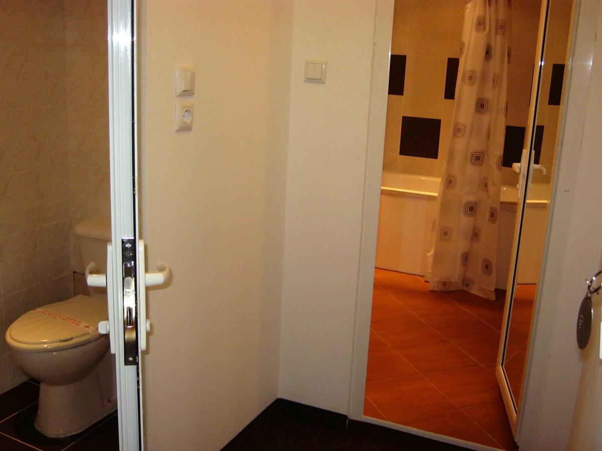 Motel Koziyat Rog Malko Turnovo Ngoại thất bức ảnh