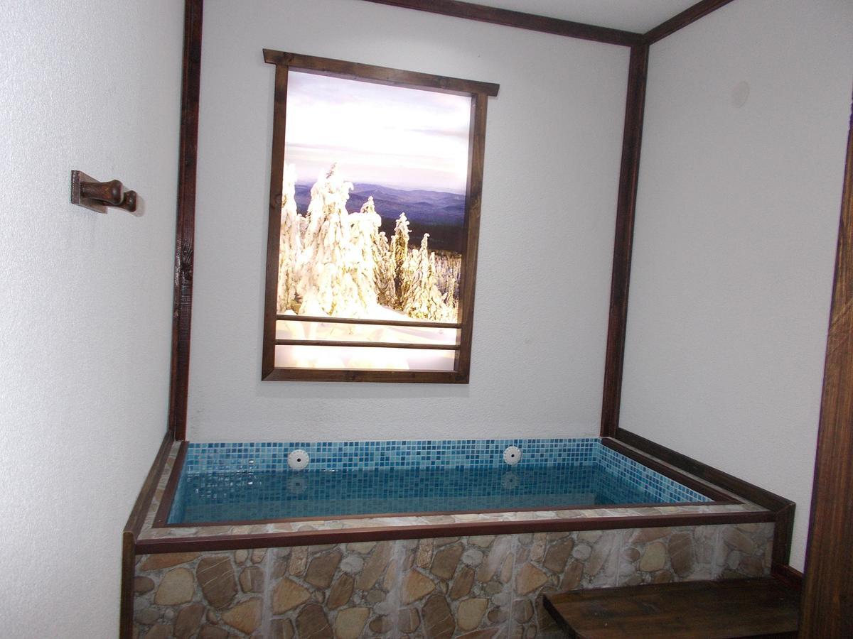 Motel Koziyat Rog Malko Turnovo Ngoại thất bức ảnh